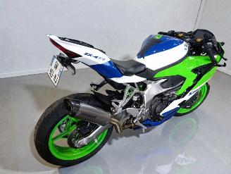 Kawasaki ZXR 400  picture 5