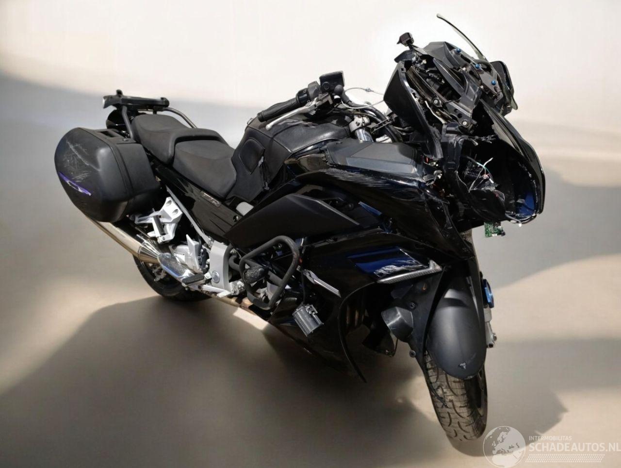 Yamaha FJR 1300 