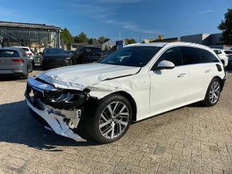 Mercedes E-klasse 300 T Avantgard * KAM - AHK - NAV * picture 5