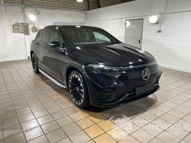 Mercedes EQS 580 SUV 4Matic AMG Line HUD/PANO/360/TV/AHK