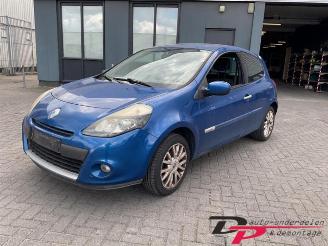 skadebil auto Renault Clio Clio III (BR/CR), Hatchback, 2005 / 2014 1.2 16V 75 2009/6