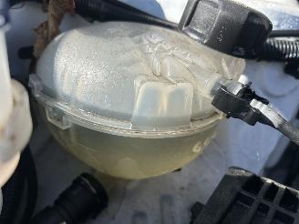 Peugeot 208 STYLE picture 18