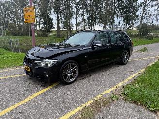 damaged passenger cars BMW 3-serie Touring 318i M Sport koelers OKE!! Kan rijdend mee 2020/1