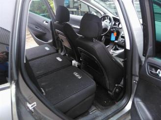 Peugeot 308 308 SW (4E/H), Combi 5-drs, 2007 / 2014 1.6 VTI 16V picture 18