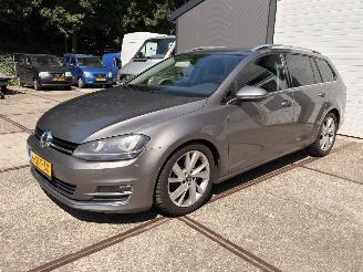 Volkswagen Golf 7 1.4 TSI Highline AUTOMAAT XENON RIJDBAAR! picture 2