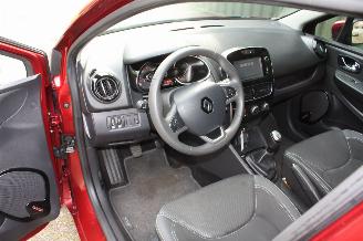 Renault Clio  picture 9