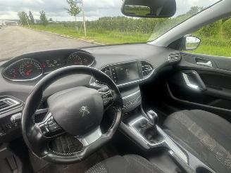 Peugeot 308 1.2 PureTech Blue Lease Executive  PANORAMADAK picture 9