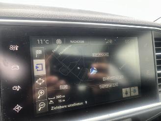 Peugeot 308 1.2 PureTech Blue Lease Executive  PANORAMADAK picture 13