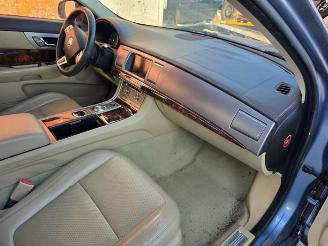 Jaguar XF XF (CC9), Sedan, 2008 / 2015 2.7 D V6 24V picture 17