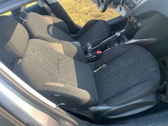 Peugeot 2008 1.2 Vti 12V PureTech 82 MPV  Benzine 1.199cc 60kW (82pk) picture 19