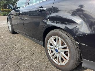 Ford Focus 1.0 Ecoboost Titanium picture 11