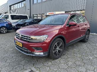 skadebil auto Volkswagen Tiguan 2.0 TSI 4MOTION DSG 2017/1