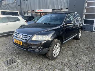 uszkodzony samochody osobowe Volkswagen Touareg 3.2 V6 2003/1