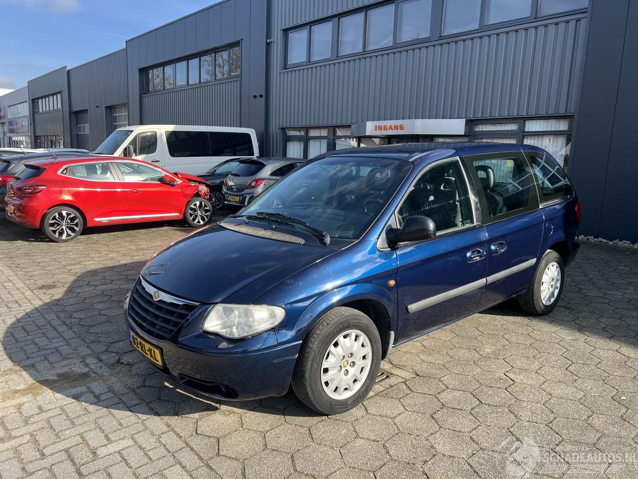Chrysler Voyager 3.3i V6 SE Luxe 7 Persoons
