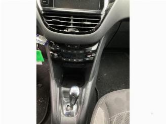 Peugeot 208 208 I (CA/CC/CK/CL), Hatchback, 2012 / 2019 1.4 HDi picture 16