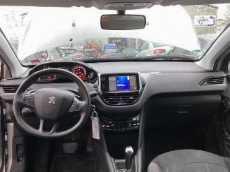 Peugeot 208 208 I (CA/CC/CK/CL), Hatchback, 2012 / 2019 1.4 HDi picture 19