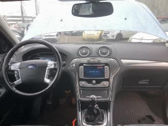 Ford Mondeo Mondeo IV, Sedan, 2007 / 2015 2.0 16V picture 29