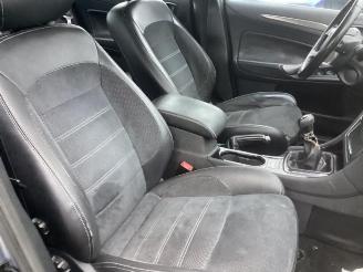 Ford Mondeo Mondeo IV, Sedan, 2007 / 2015 2.0 16V picture 27