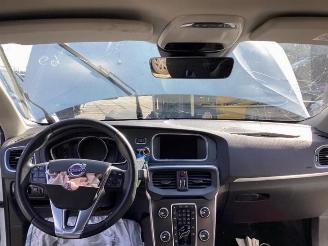 Volvo V-40 V40 (MV), Hatchback 5-drs, 2012 / 2019 2.0 D2 16V picture 20