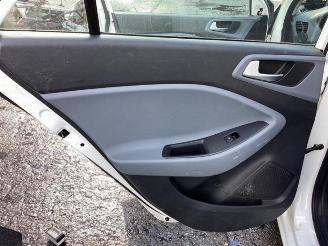 Hyundai I-20 i20 (GBB), Hatchback, 2014 / 2020 1.2i 16V picture 17