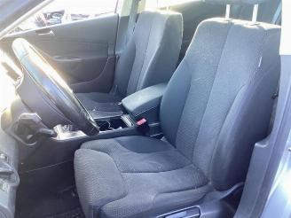 Volkswagen Passat Passat Variant (3C5), Combi, 2005 / 2010 1.8 TSI 16V picture 11