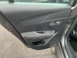 Peugeot 208 208 II (UB/UH/UP), Hatchback 5-drs, 2019 1.2 Vti 12V PureTech 100 picture 25