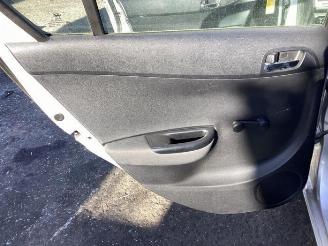 Hyundai I-20 i20, Hatchback, 2008 / 2015 1.4i 16V picture 23