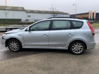 Hyundai I-30 i30 Crosswagon (WWH), Combi, 2007 / 2012 1.6 CVVT 16V picture 7