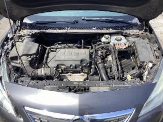 Opel Astra Astra J (PC6/PD6/PE6/PF6), Hatchback 5-drs, 2009 / 2015 1.4 Turbo 16V picture 10