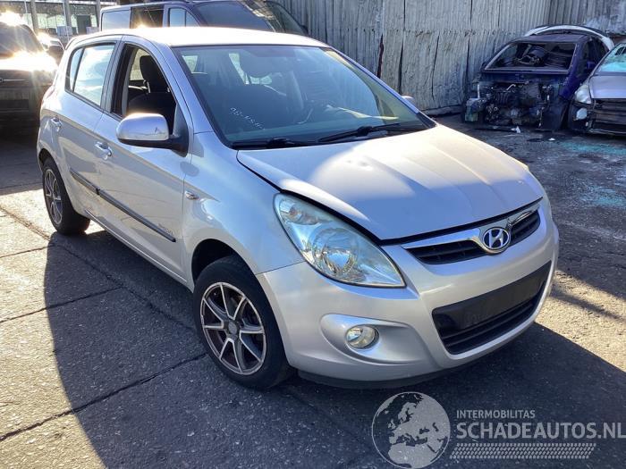Hyundai I-20 i20, Hatchback, 2008 / 2015 1.4i 16V