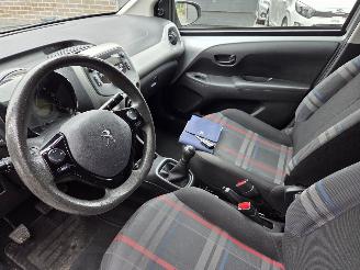 Peugeot 108  picture 7