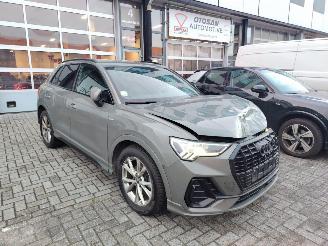 skadebil auto Audi Q3 S-Line DSG Matrix Leder Camera 2.0 tdi 2019/6