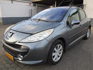 damaged passenger cars Peugeot 207 1.6 VTI 2008/4