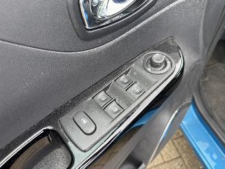 Renault Captur 1.2 TCE DYNAMIQUE AUTOMAAT RIJDBAAR BOUWJAAR 2016  5750 EURO picture 8