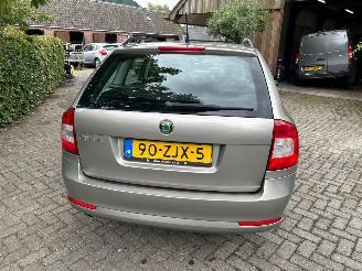 Skoda Octavia 1.2 NAVI AIRCO CRUISE picture 4