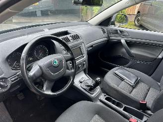 Skoda Octavia 1.2 NAVI AIRCO CRUISE picture 15