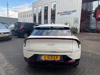Vrakbiler auto Kia EV6 EV6, Hatchback, 2021 77.4/84 kWh RWD 2023/12