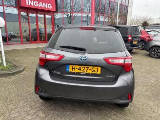 Uttjänta bilar auto Toyota Yaris Yaris III (P13), Hatchback, 2010 / 2020 1.5 16V Hybrid 2020/2