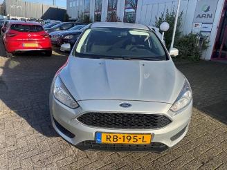 Uttjänta bilar auto Ford Focus Focus 3, Hatchback, 2010 / 2020 1.0 Ti-VCT EcoBoost 12V 100 2017/10