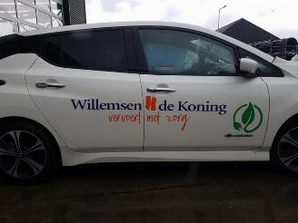 Nissan Leaf Leaf (ZE1), Hatchback, 2017 39/40kWh picture 9