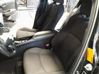 Toyota C-HR C-HR (X1,X5), SUV, 2016 1.8 16V Hybrid picture 11