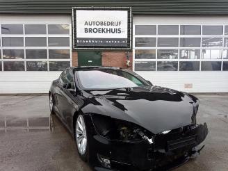 Autoverwertung Tesla Model S Model S, Liftback, 2012 75D 2018/8