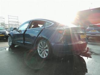 Tesla Model 3 Model 3, Sedan, 2017 Long Range AWD 75 kWh picture 4