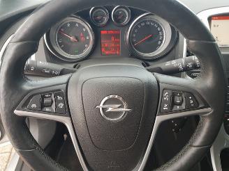Opel Astra Sports Tourer 1.6 CDTi Cosmo picture 16