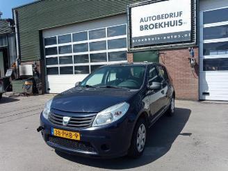 Vrakbiler auto Dacia Sandero Sandero I (BS), Hatchback, 2008 / 2013 1.2 16V 2011/1