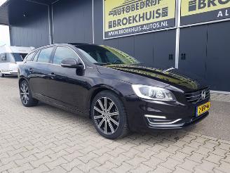 Volvo V-60 2.4 D6 AWD Plug-In Hybrid Pure Limited picture 6