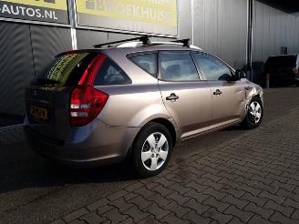 Kia Cee d Sporty Wagon 1.4 CVVT X-ecutive picture 8