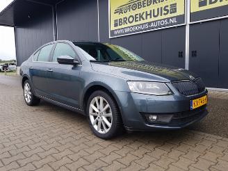 Skoda Octavia 2.0 TDI Greentech Style Business picture 6