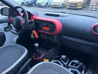 Renault Twingo Twingo III (AH), Hatchback 5-drs, 2014 / 2024 1.0 SCe 75 12V picture 25