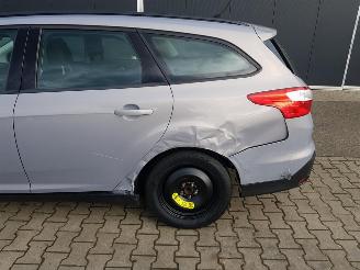 Ford Focus Wagon 1.0 EcoBoost Trend picture 9